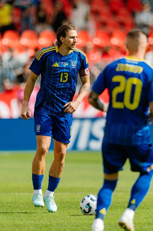 Илья Забарный