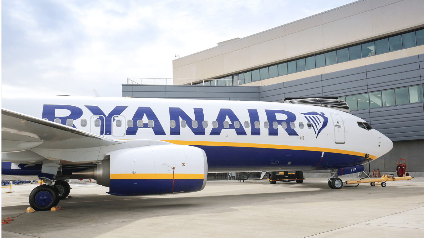 Ryanair скасував 6 рейсів до популярного куророту Європи