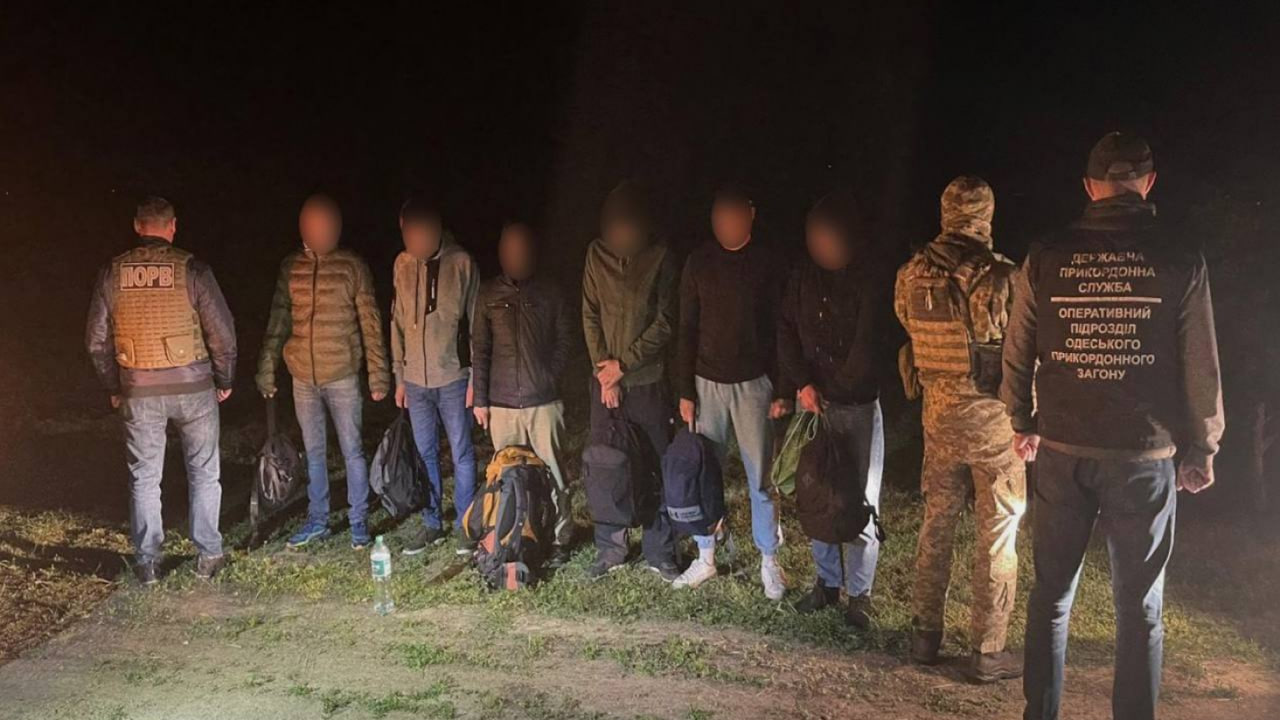 Прикордонники викрили клієнтів телеграм-каналу з навігації втеч до Молдови.