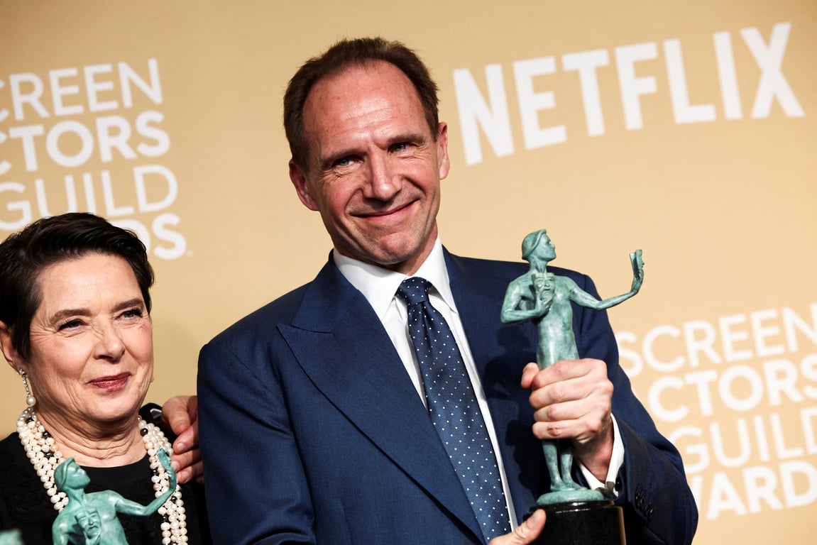 Актор Рейф Файнз на премії Гільдії кіноакторів - фото