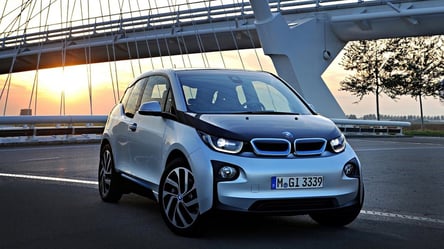 Компактний електромобіль BMW i3: чи варто купити вживаний екземпляр - 285x160