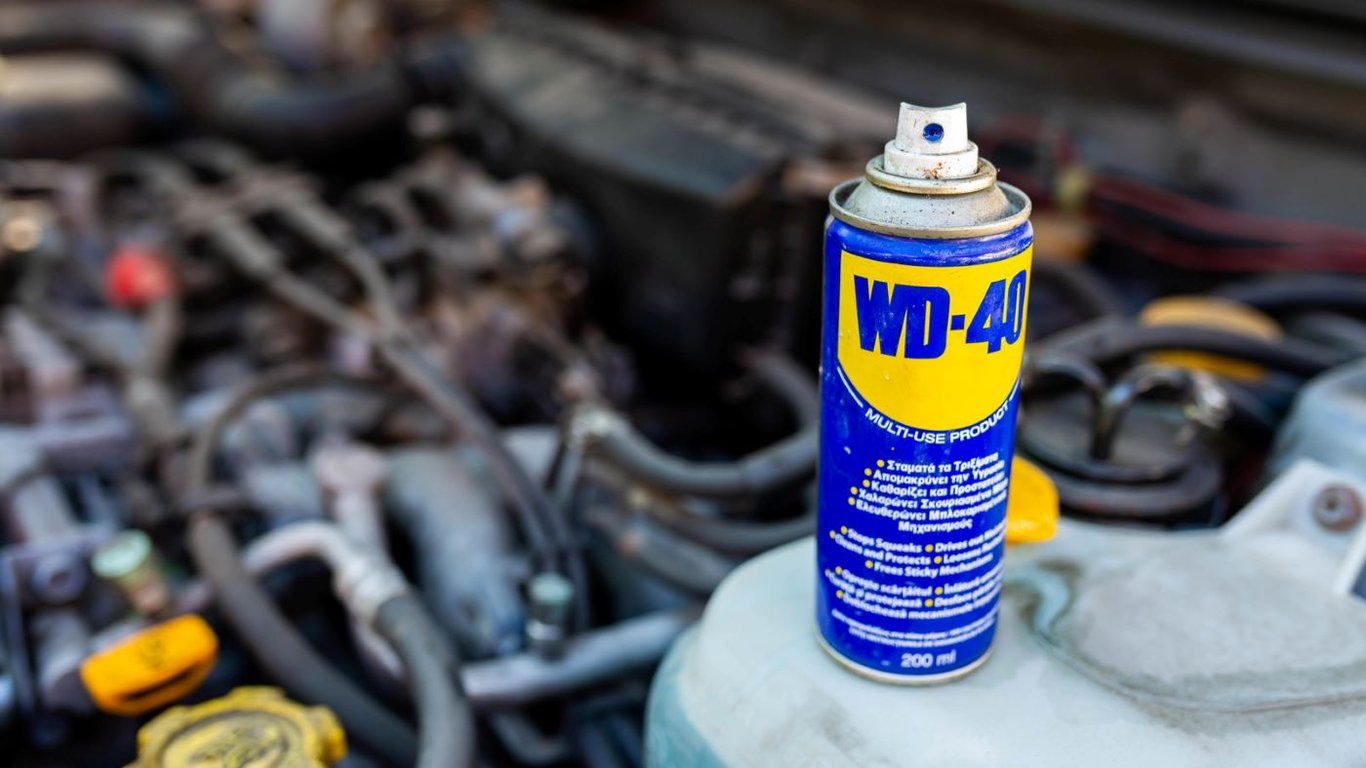 Шесть мест в автомобиле, где может навредить популярное средство WD-40