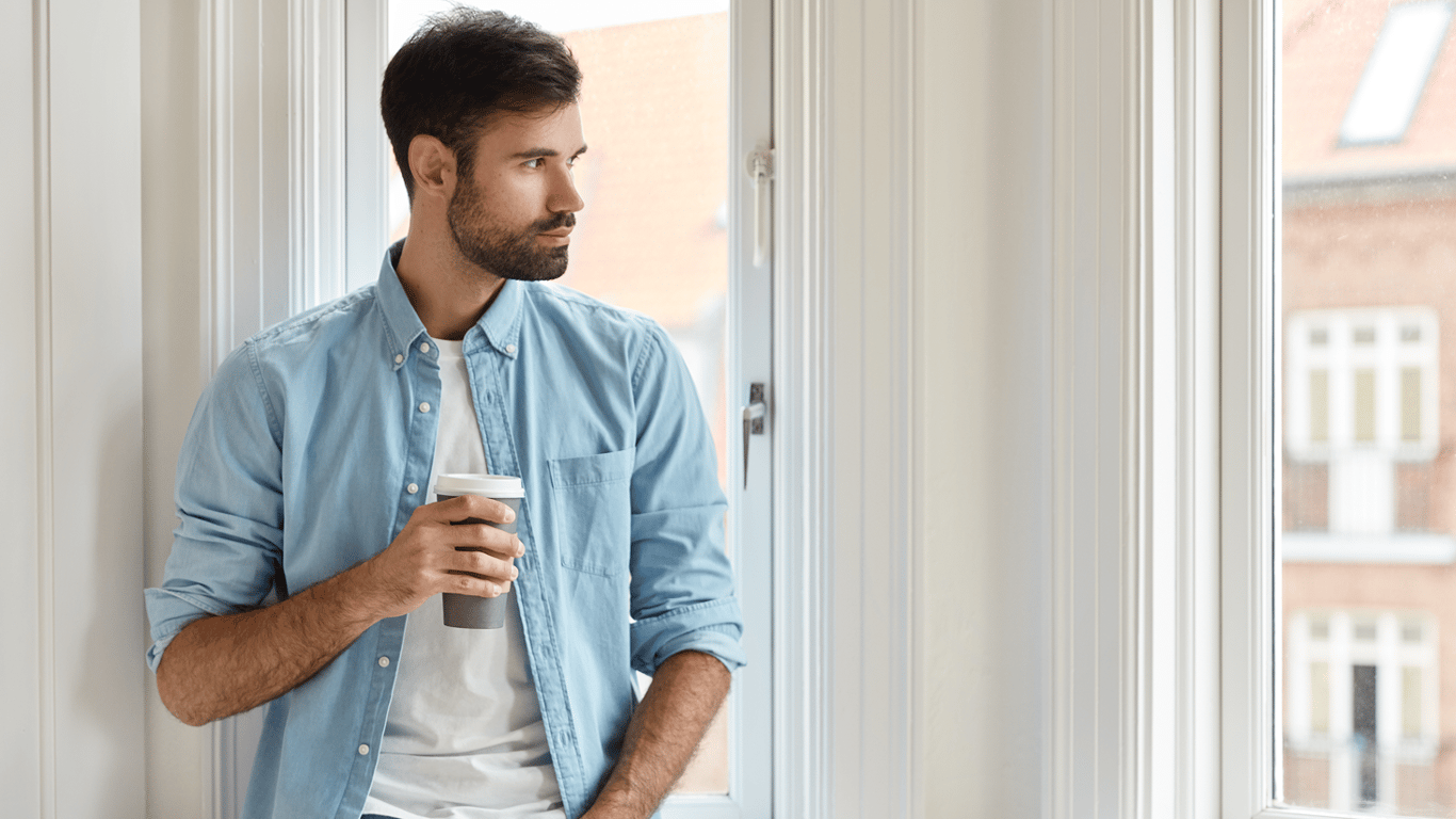 Які риси характеру вирізняють інтровертів