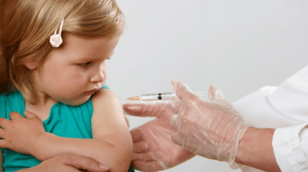В МОЗ нагадали про необхідність вакцинувати дітей від небезпечної хвороби - 290x160