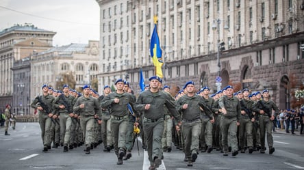 Украинские военные парады ко Дню Независимости — самые интересные факты и безумная стоимость - 285x160