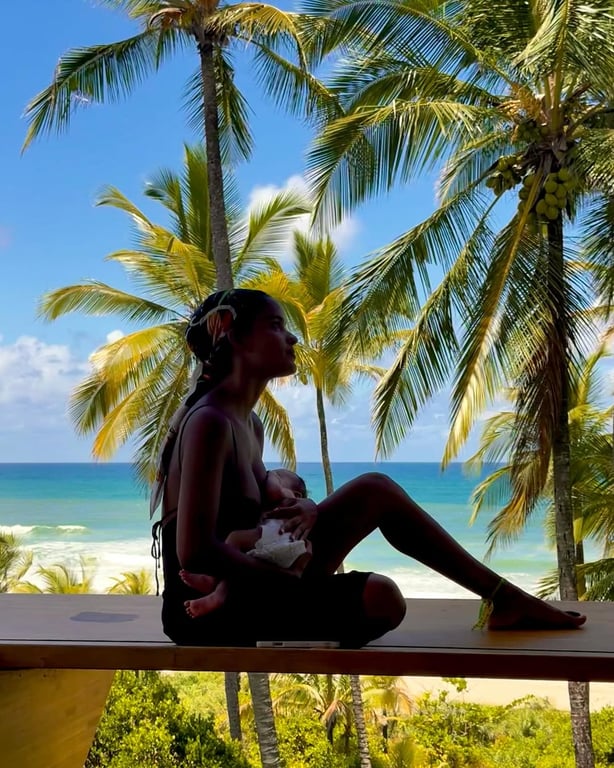 Кохана Ванселя Касселя з сином - фото