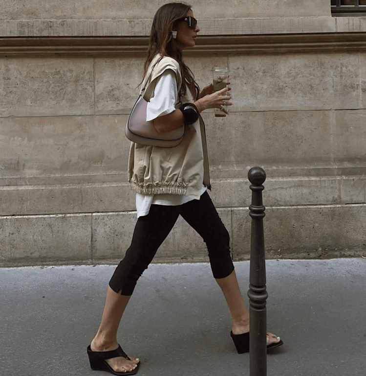 You can't do without capris in the summer