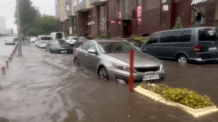 Потужна злива затопила Київ — наслідки негоди - 285x160