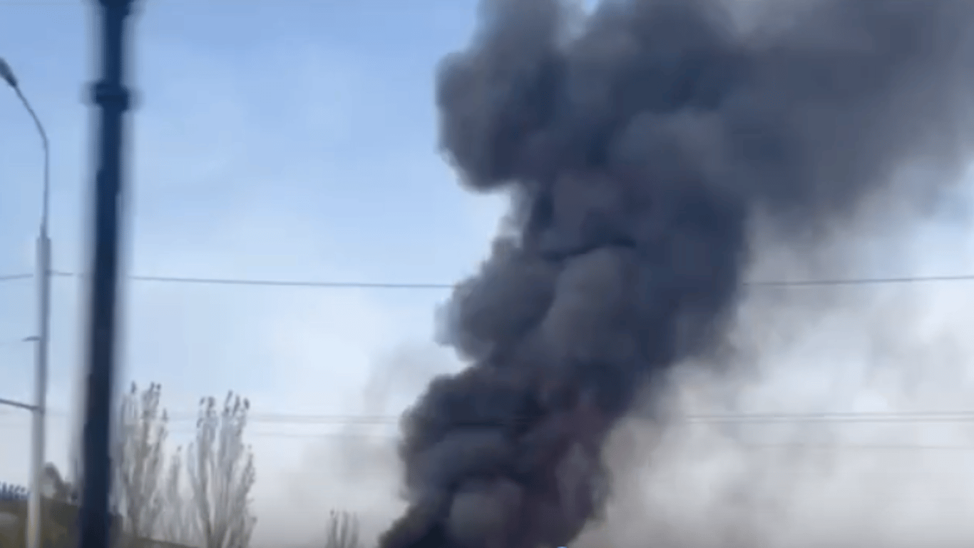 В оккупированном Донецке и российском Ростове раздались мощные взрывы
