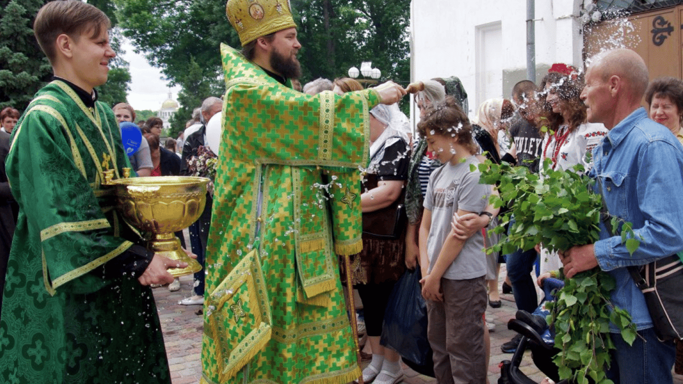 Когда и как в Украине празднуют Троицу в этом году – что важно знать об этом празднике