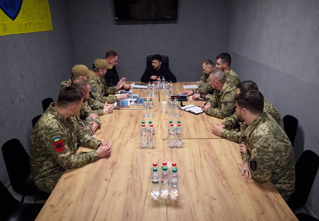 President Zelensky with soldiers of the 414th “Birds of Madyar” Brigade