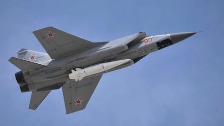 МиГ-31К вышел на патрулирование в Черное море - 285x160