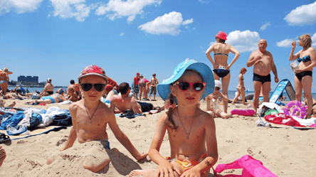 На російському курорті масово отруїлися діти — причина - 285x160