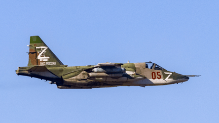 Нацгвардійці знищили російський штурмовий літак Су-25 — ефектне відео - 285x160