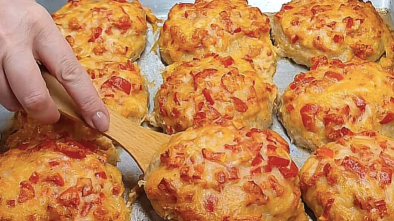 рецепт котлет з фаршу під ніжною сирною шапочкою