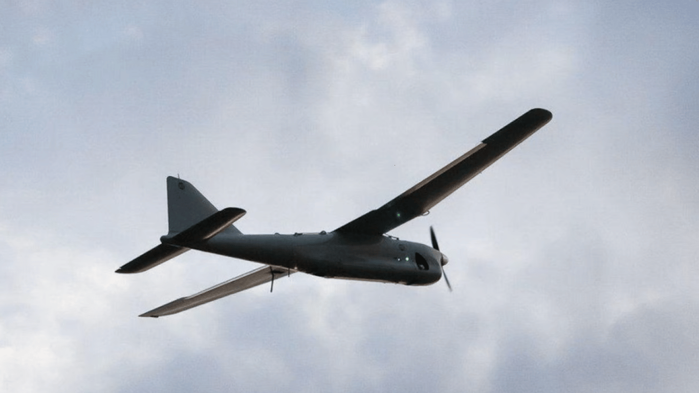 В РФ снова заявили об "атаке дронов" на нефтеперерабатывающий завод