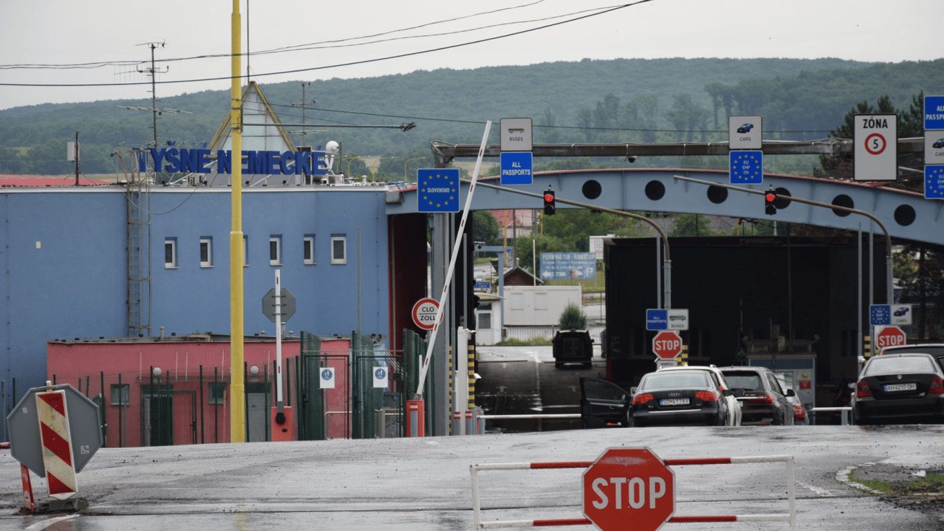 Очереди на границе Украины 5 ноября — на каких КПП пробки