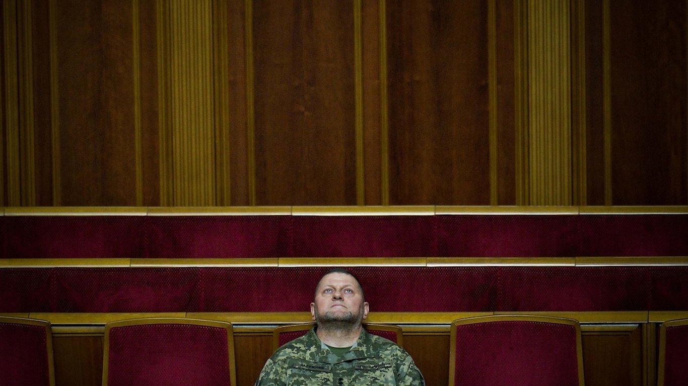"Основа нашої стійкості — люди": Залужний у річницю війни подякував українцям