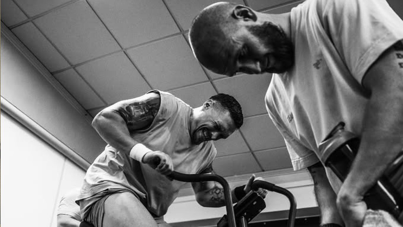 Александр Усик