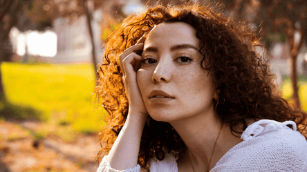 Ознаки заниженої самооцінки — що вказує на нелюбов до себе - 285x160