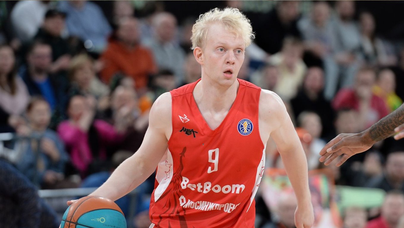 Даниил Касаткин