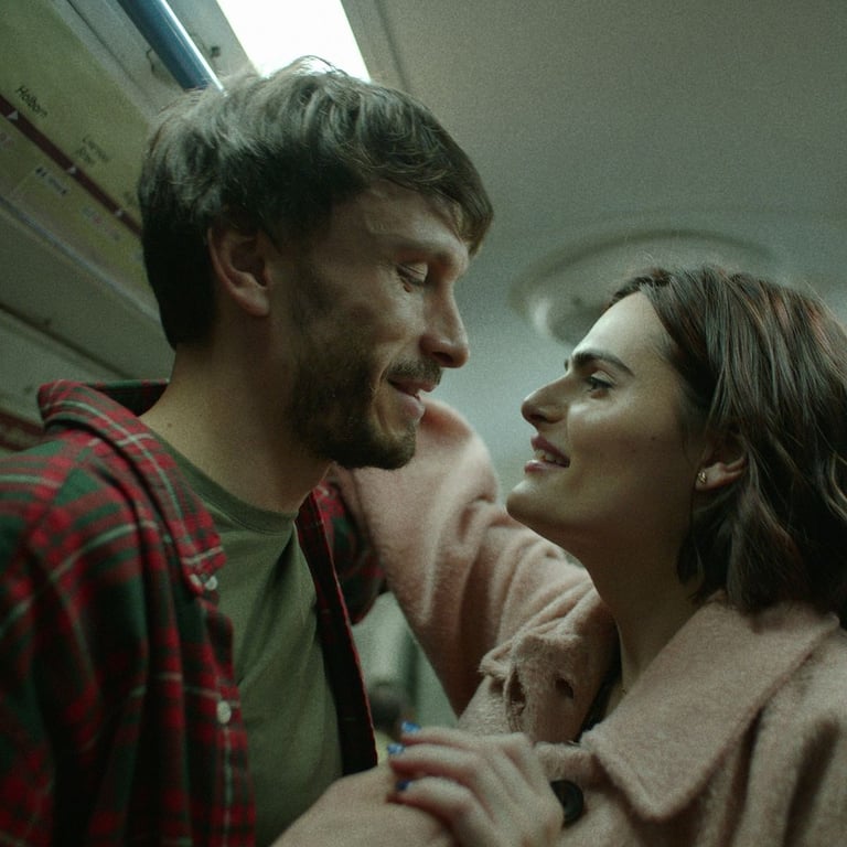 "Справжня" Марта із серіалу "Оленя" подала до суду на Netflix — що вимагає британка - фото 1