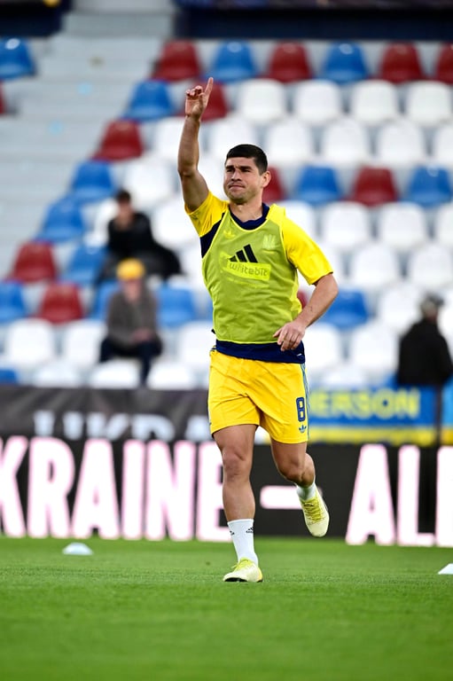 Руслан Малиновский