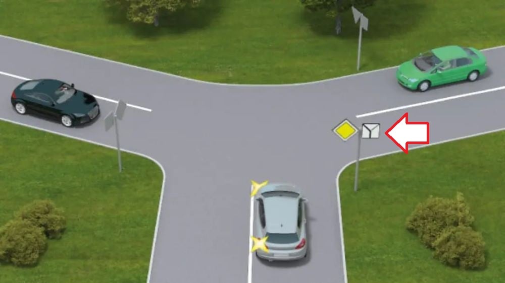Как должен поступить водитель серого авто - вопрос по теоретическому экзамену на права - фото 2