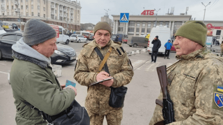 Суд в Запорожье наказал мужчину за слив местонахождения ТЦК - 290x160