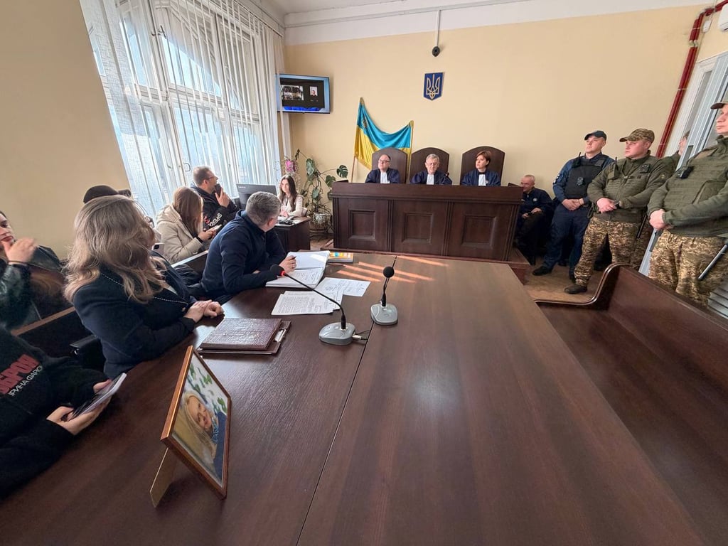 Суд над В'ячеславом Зінченко за вбивство Ірини Фаріон