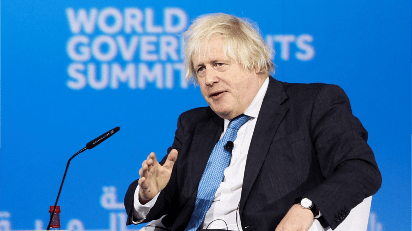 Johnson reacts sharply to Trump’s statements on Zelensky’s rating - 250x140