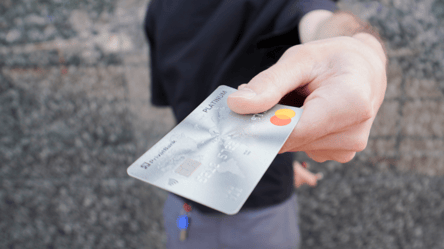 Перекази на карту з-за кордону — чи можуть відмовити у субсидії - 285x160