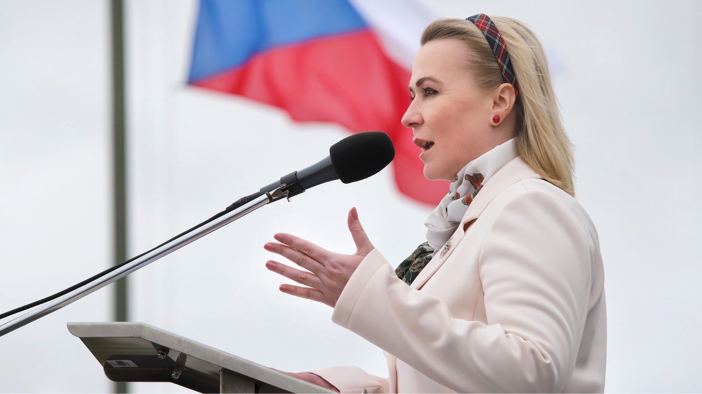 ​​​Правительство Чехии согласовало продолжение военной помощи Украине