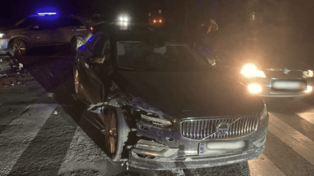 Во Львове произошло ДТП с участием нетрезвого водителя Volvo и такси Bolt - 285x160