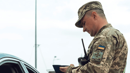 Выезд не только для 18-22-летних — от Кабмина требуют изменений - 285x160