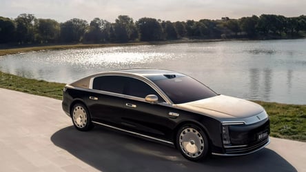 Новий електричний седан обійшов сім машин Maybach поспіль - 285x160