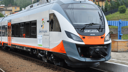 Польща анонсувала нові потяги до України — що відомо - 285x160