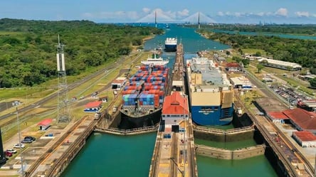 Panama's president says the canal will remain Panamanian - 285x160