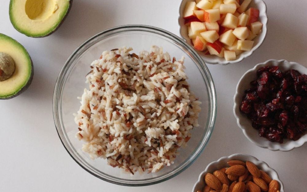 Готуємо салат з рисом на зиму — легкий рецепт для заготівлі - фото 1