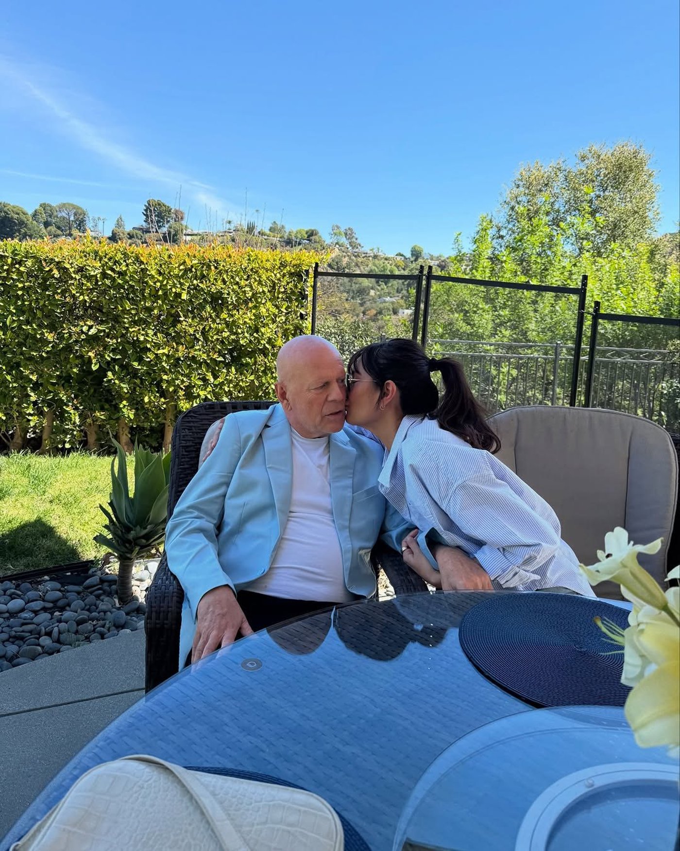 Брюс Вілліс з дружиною - фото