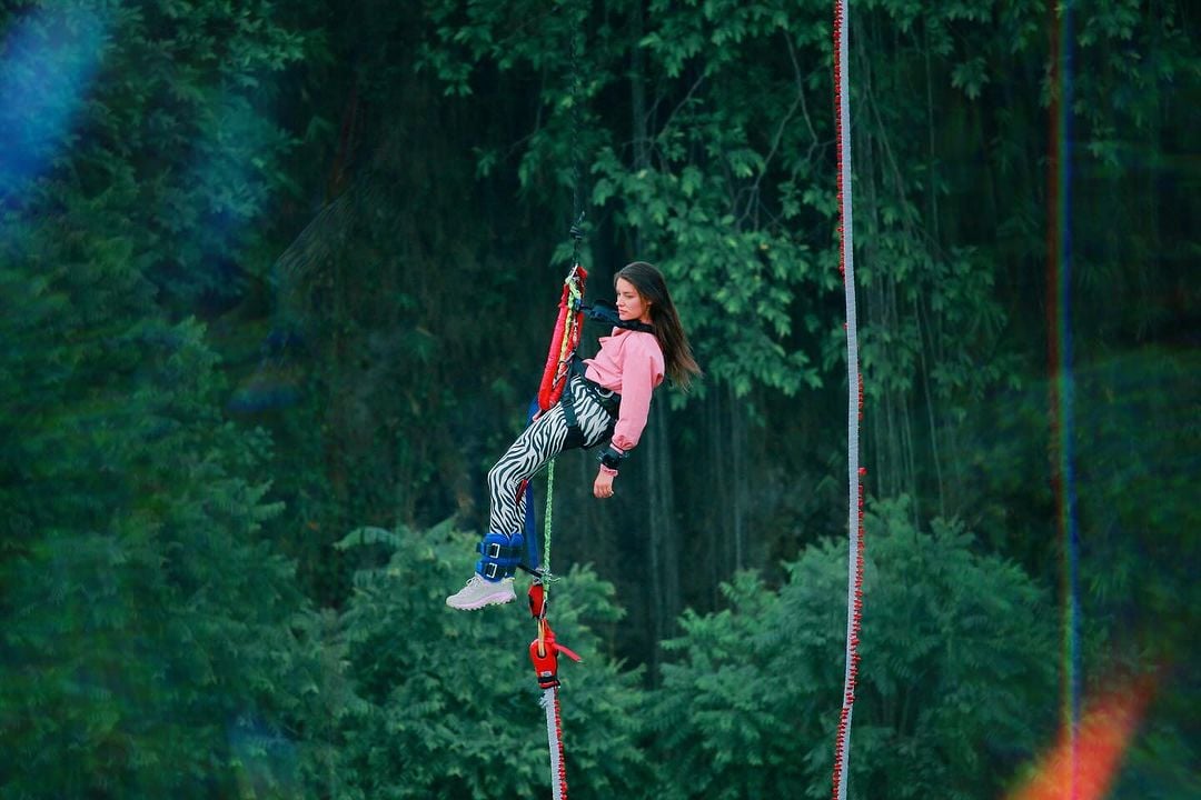  Ангеліна Усанова відпочиває в Непалі