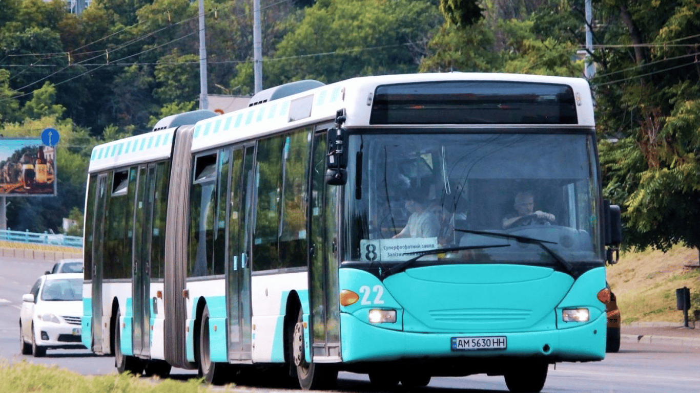В Одесі на маршрути виходить лише третина соціальних автобусів