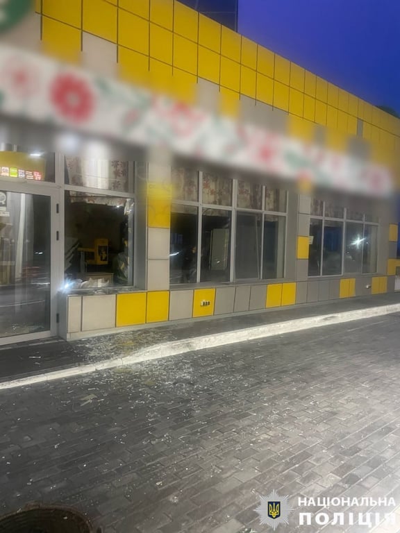 У Броварському районі 6 квітня ударом РФ зруйновано АЗС