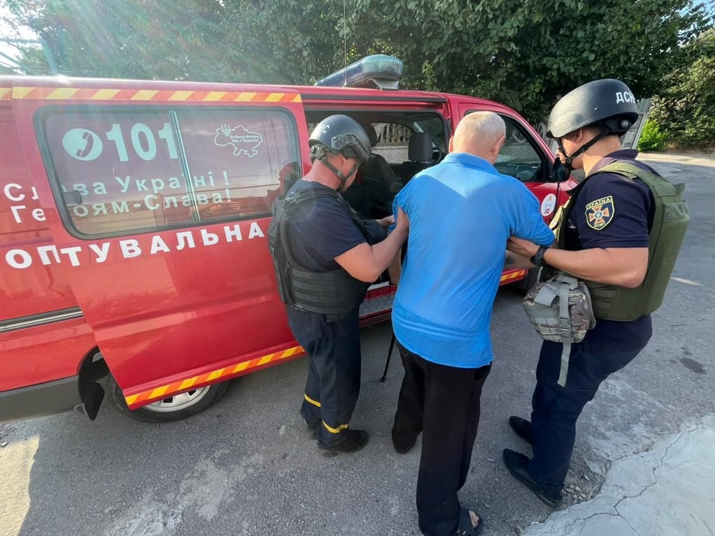 FPV-дрони та артилерія били по Нікопольщині — наслідки - фото 1