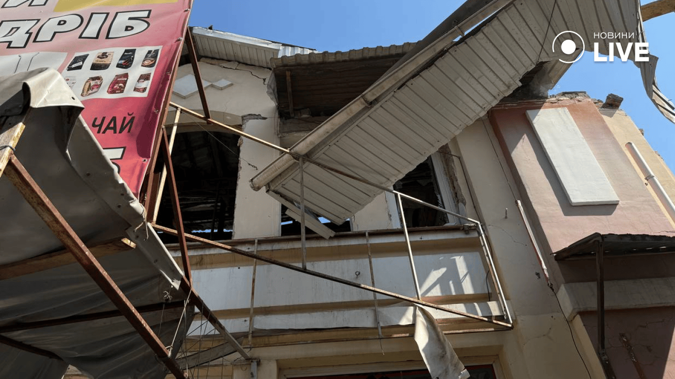 Одеський Привоз — що залишилося після російської атаки (фото) - фото 12