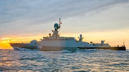 Корабель ворожого флоту напоготові — загроза обстрілів з Чорного моря сьогодні - 285x160