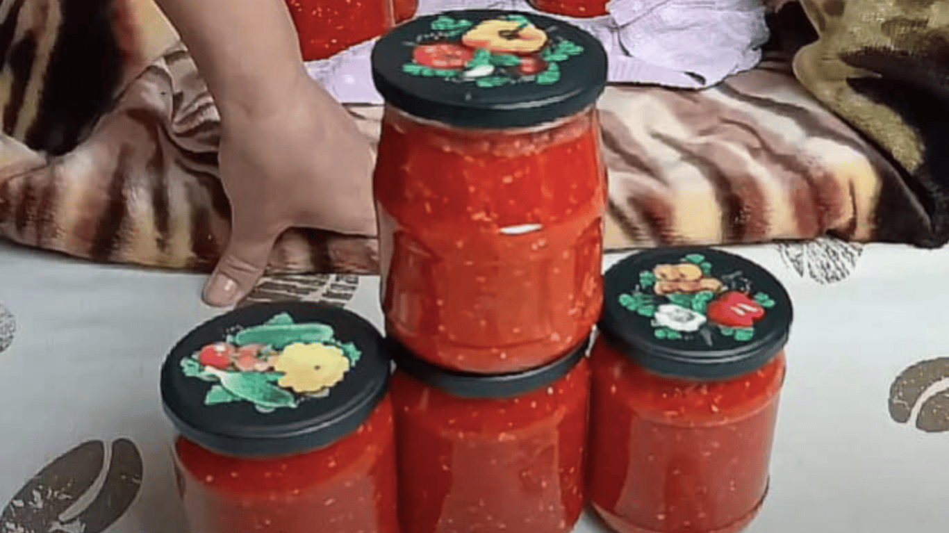 баклажани на зиму в томаті