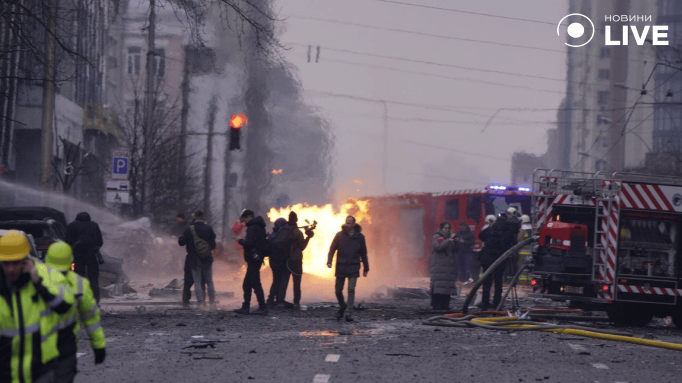 Київ після обстрілу балістичними ракетами: масштаби руйнувань