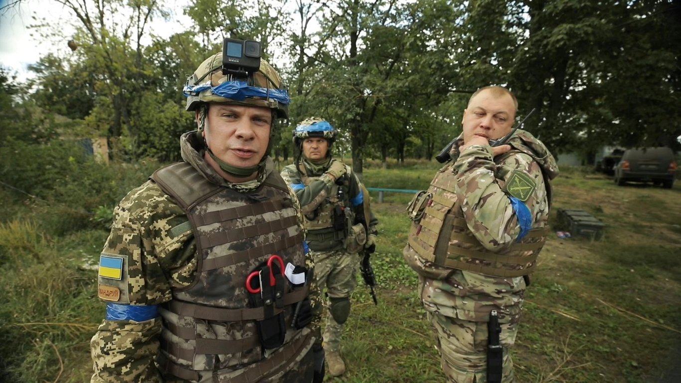 Командир 92-ї ОМБр розповів Комарову, як ЗСУ влаштовували пастки з манекенами на Харківщині