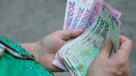 Зарплати до 60 000 грн: де і кому готові платити у серпні - 290x166